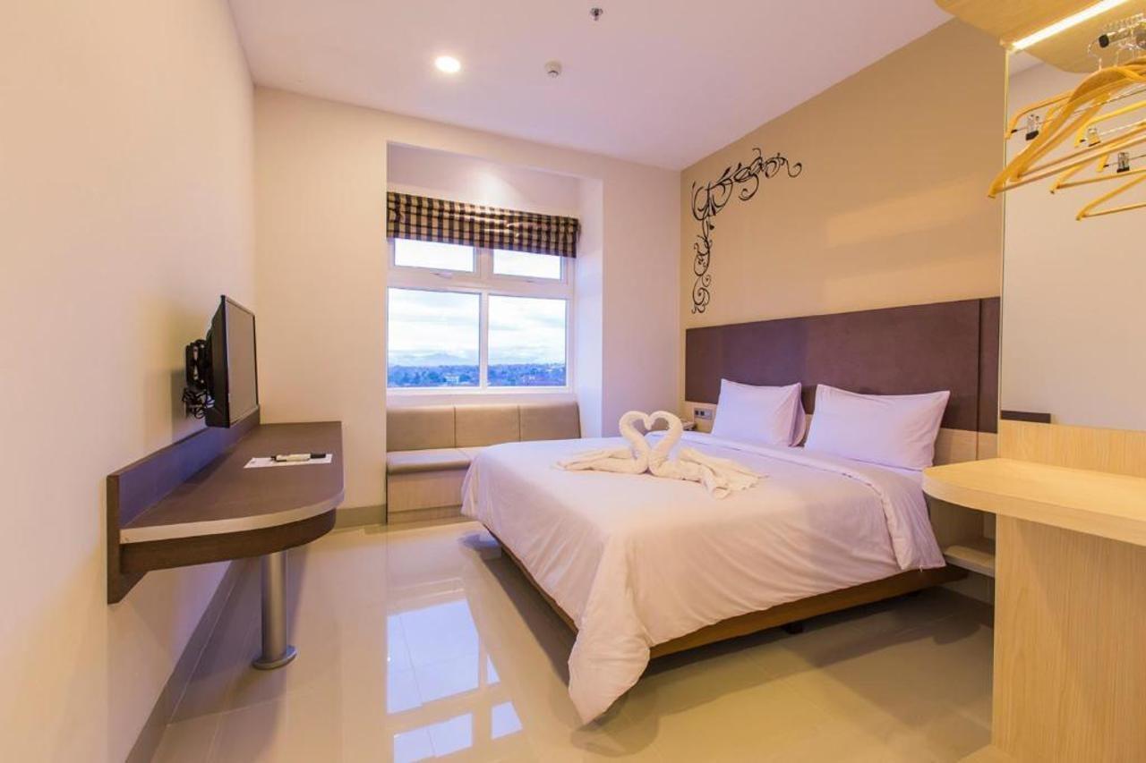 Sparks Odeon Sukabumi, Artotel Curated Екстериор снимка